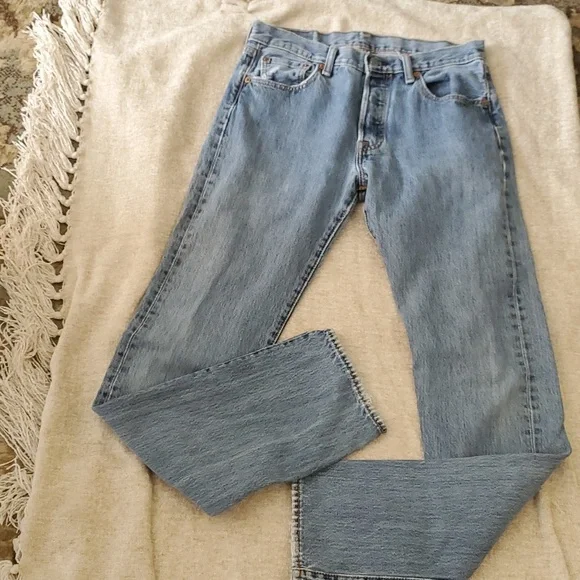 Levis 501 blue highrise button fly jeans size 30 - Picture 11 of 16